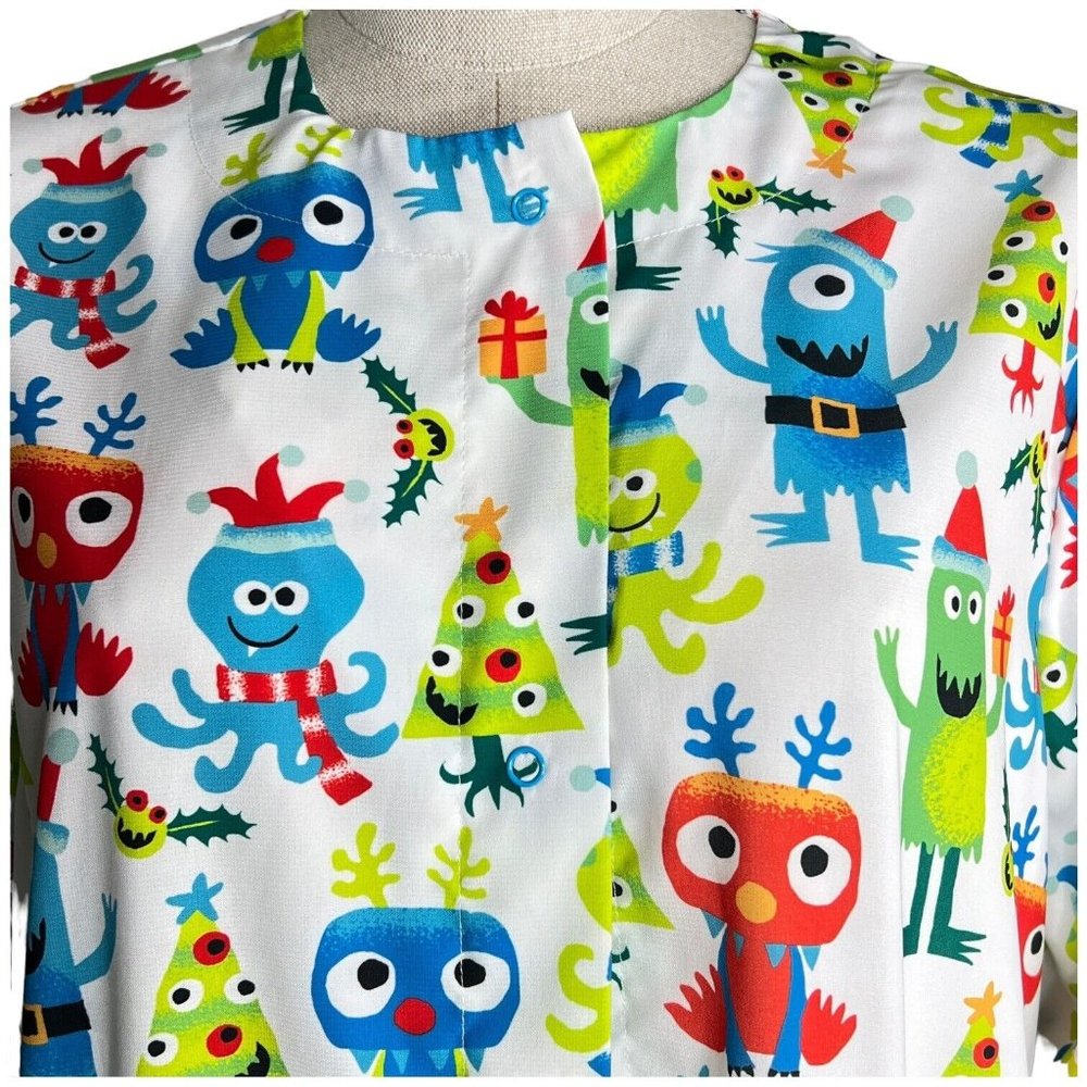 Butter Soft Scrub Top Size M Women’s Uniform Long‎ Sleeve Kids Characters Xmas